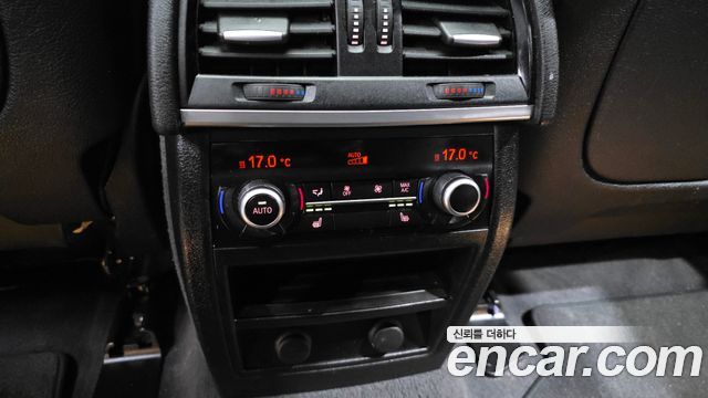 BMW X6 (F16) xDrive 30d 2017 — фото 19