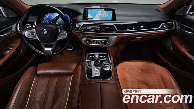 BMW 7 Series (G11) 750Li xDrive Vision 100 Edition 2017 — фото 7