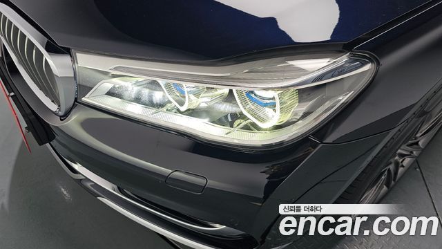 BMW 7 Series (G11) 750Li xDrive Vision 100 Edition 2017 — фото 22