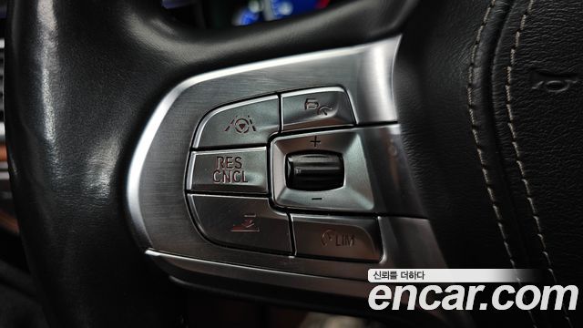BMW 7 Series (G11) 750Li xDrive Vision 100 Edition 2017 — фото 31