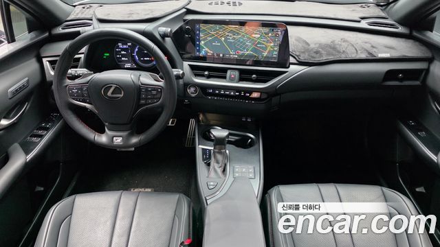 Lexus UX250h 2.0 F-Sport 2WD 2024 — фото 7