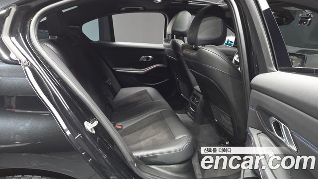 BMW 3 Series (G20) 320i M Sport 2022 — фото 11