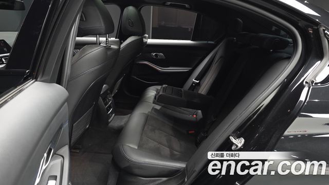 BMW 3 Series (G20) 320i M Sport 2022 — фото 26