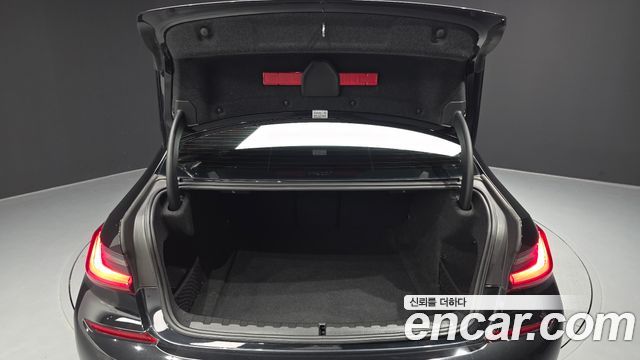 BMW 3 Series (G20) 320i M Sport 2022 — фото 30