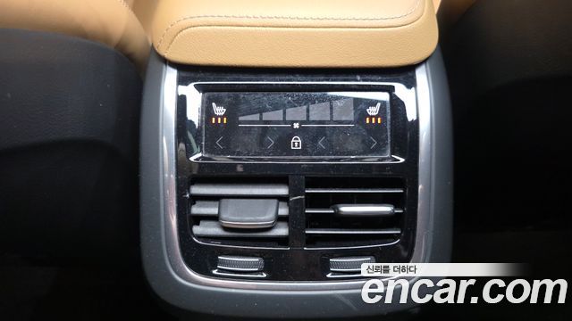Volvo V60 Cross Country (II) B5 Pro AWD 2021 — фото 19