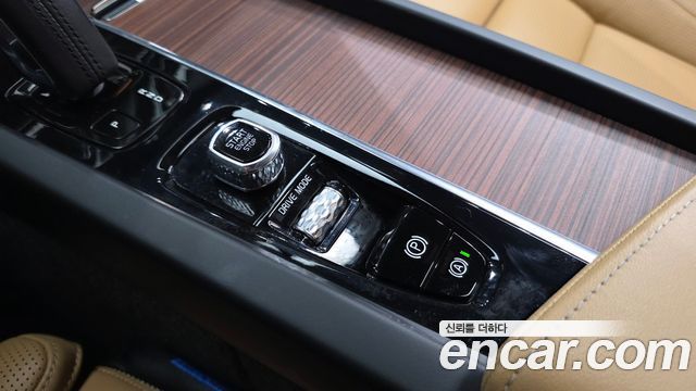 Volvo V60 Cross Country (II) B5 Pro AWD 2021 — фото 29