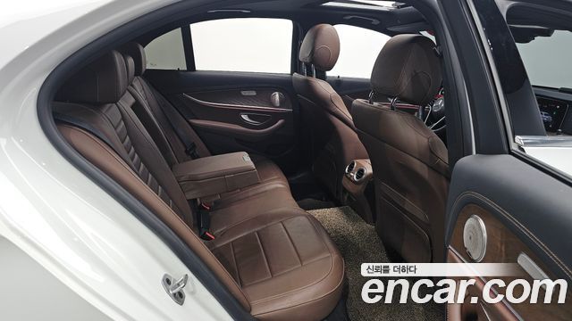Mercedes-Benz E-Class (W213) E250 Exclusive 2021 — фото 26