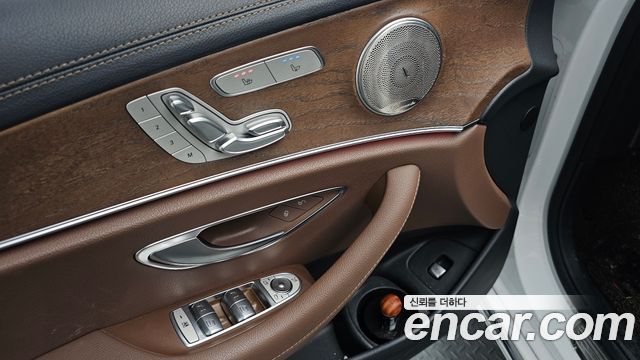 Mercedes-Benz E-Class (W213) E250 Exclusive 2021 — фото 32