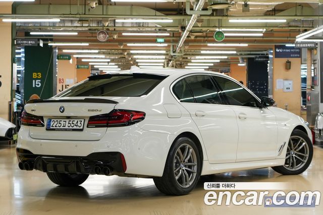 BMW 5 Series (G30) 520d xDrive M Sport Package Plus 2020 — фото 2