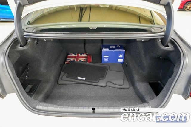 BMW 5 Series (G30) 520d xDrive M Sport Package Plus 2020 — фото 16