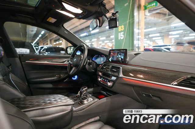 BMW 5 Series (G30) 520d xDrive M Sport Package Plus 2020 — фото 19