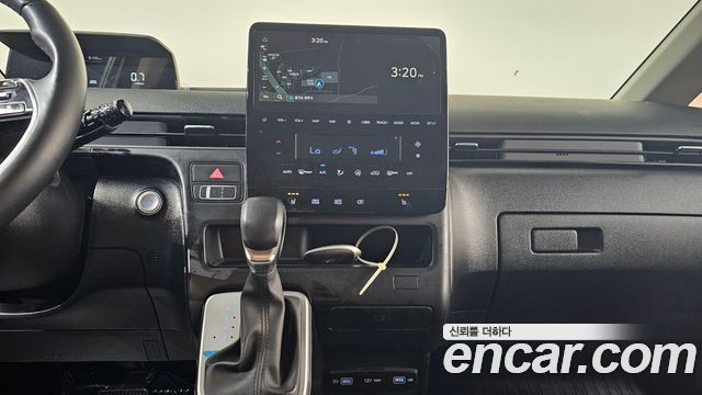 Hyundai Staria Cargo 5-Seater Modern 2023 — фото 13