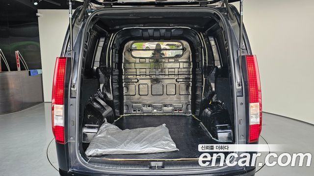 Hyundai Staria Cargo 5-Seater Modern 2023 — фото 20