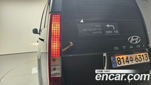 Hyundai Staria Cargo 5-Seater Modern 2023 — фото 23