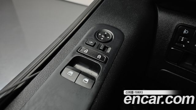 Hyundai Staria Cargo 5-Seater Modern 2023 — фото 30