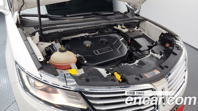 Lincoln MKC 2.0 AWD 2017 — фото 6