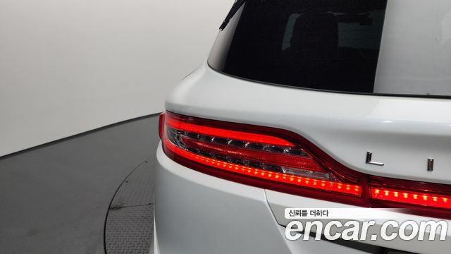 Lincoln MKC 2.0 AWD 2017 — фото 29
