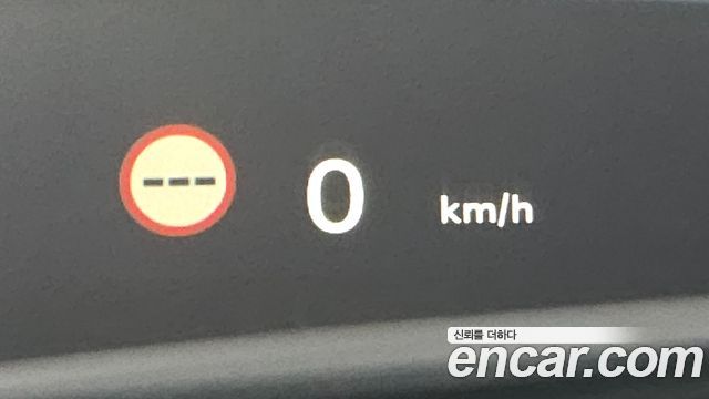 MINI Cooper Electric SE Electric 3rd 2024 — фото 17