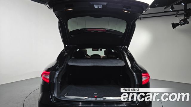 Maserati Levante 3.0 AWD GranLusso 2018 — фото 18