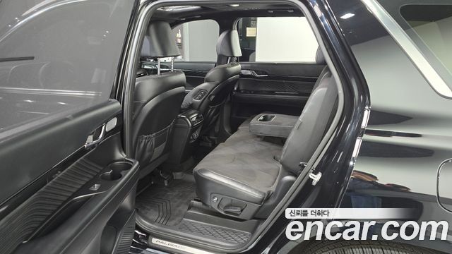Hyundai Palisade Diesel 2.2 4WD Calligraphy Black Edition 2024 — фото 11