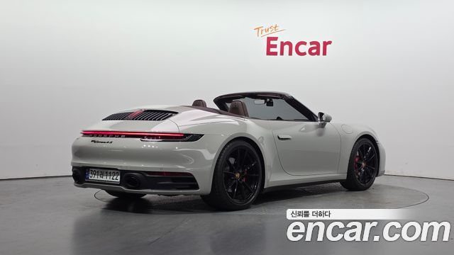 Porsche 911 (992) Carrera 4S Cabriolet 2023 — фото 2