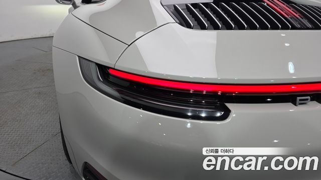 Porsche 911 (992) Carrera 4S Cabriolet 2023 — фото 23