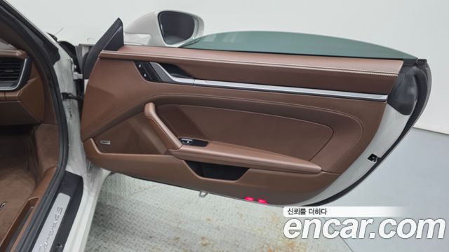 Porsche 911 (992) Carrera 4S Cabriolet 2023 — фото 24