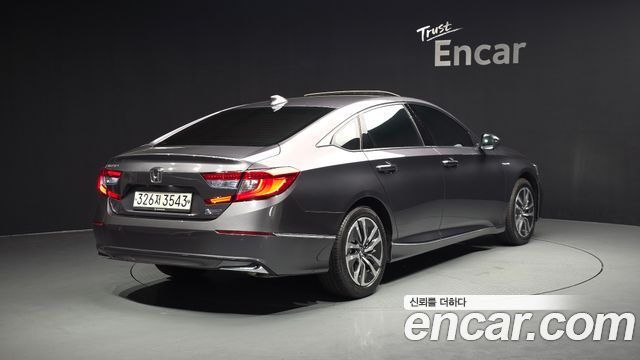 Honda Accord (X) 2.0 Hybrid Touring 2019 — фото 2