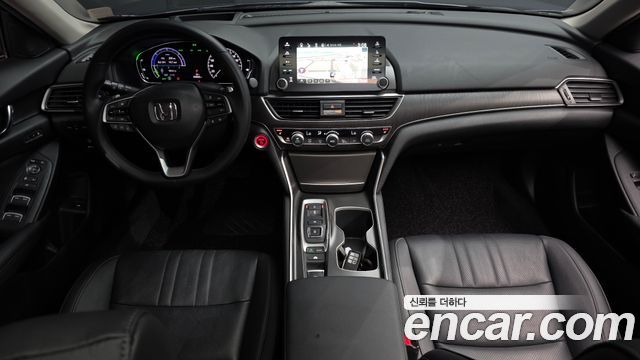 Honda Accord (X) 2.0 Hybrid Touring 2019 — фото 7