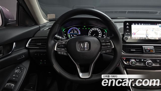 Honda Accord (X) 2.0 Hybrid Touring 2019 — фото 13