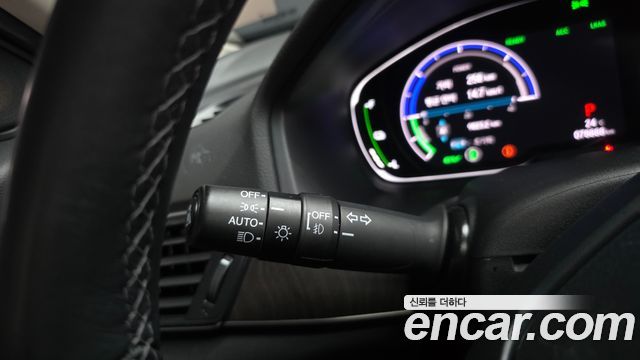 Honda Accord (X) 2.0 Hybrid Touring 2019 — фото 39