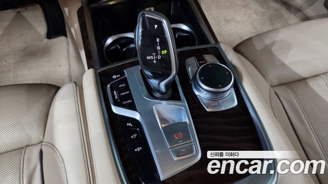 BMW 7 Series (G11) 730d xDrive 2016 — фото 9