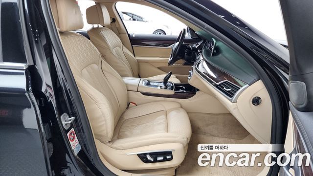 BMW 7 Series (G11) 730d xDrive 2016 — фото 11