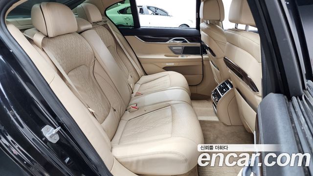 BMW 7 Series (G11) 730d xDrive 2016 — фото 12