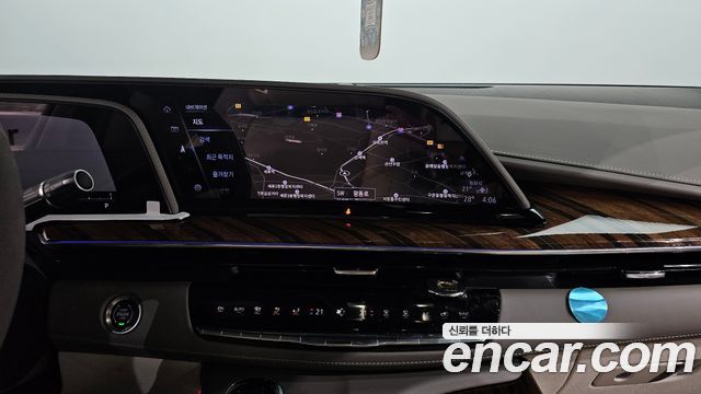 Cadillac Escalade (V) 6.2 Sports Platinum 2023 — фото 12