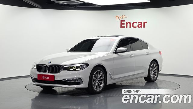 BMW 5 Series (G30) 520i Luxury