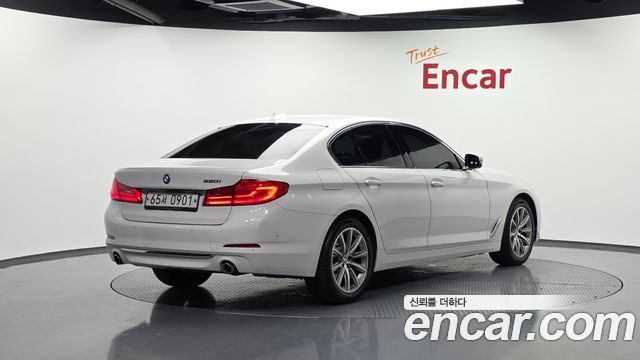 BMW 5 Series (G30) 520i Luxury 2019 — фото 2