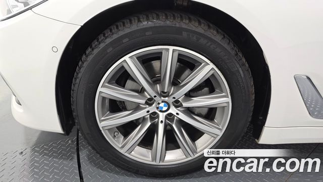 BMW 5 Series (G30) 520i Luxury 2019 — фото 5