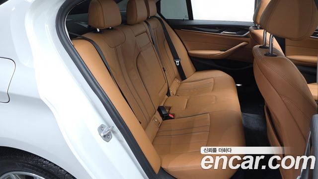 BMW 5 Series (G30) 520i Luxury 2019 — фото 15
