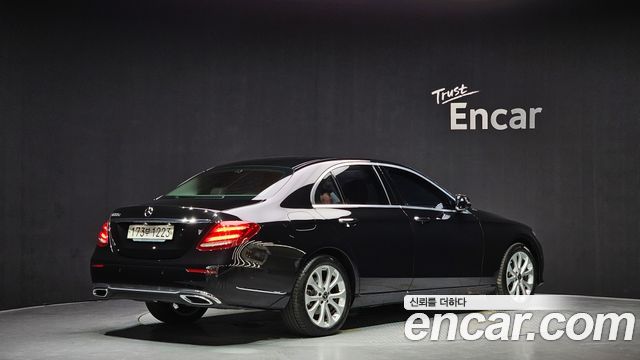 Mercedes-Benz E-Class (W213) E220d Exclusive 2019 — фото 2