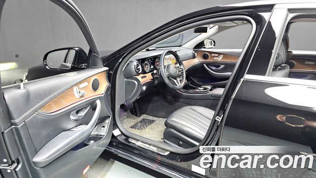 Mercedes-Benz E-Class (W213) E220d Exclusive 2019 — фото 10