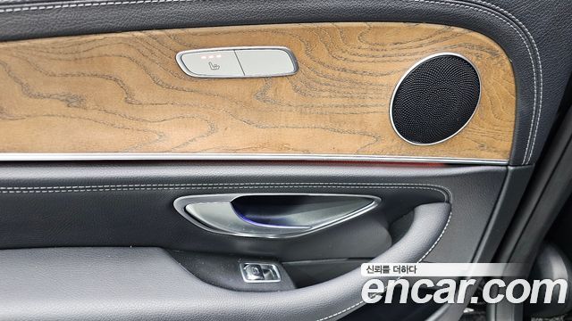 Mercedes-Benz E-Class (W213) E220d Exclusive 2019 — фото 20