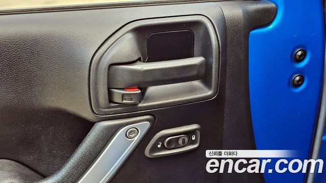 Jeep Wrangler (JK) 2.8 Diesel Rubicon 4Door 2015 — фото 17