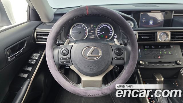 Lexus IS250 Premium XE30 2015 — фото 13