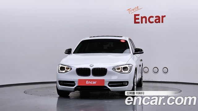 BMW 1 Series (F20) 118d Sport 5Door 2015 — фото 3