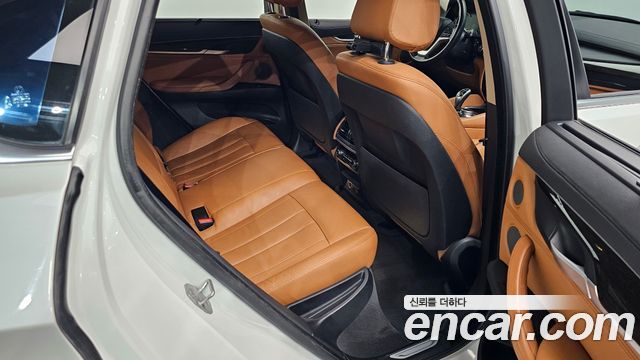 BMW X6 (F16) xDrive 30d 2018 — фото 11
