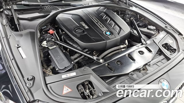 BMW 5 Series (F10) 525d xDrive 2013 — фото 6