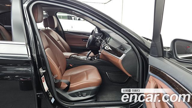 BMW 5 Series (F10) 525d xDrive 2013 — фото 11