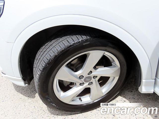 Audi Q3 (F3) 35 TDI Premium 2020 — фото 5