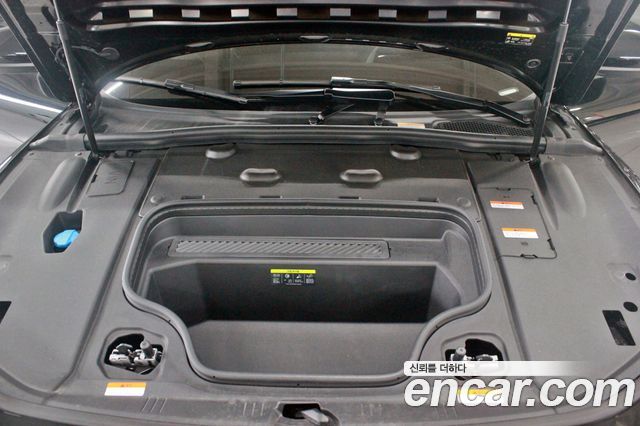 Audi A6 e-tron Performance S line 2025 — фото 6